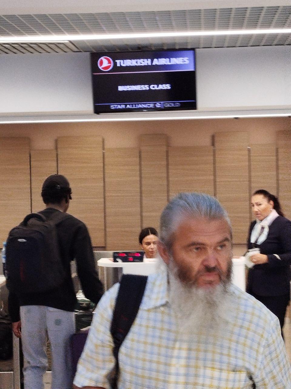 Veaceslav Parasi, pe Aeroportul Internațional Chișinău