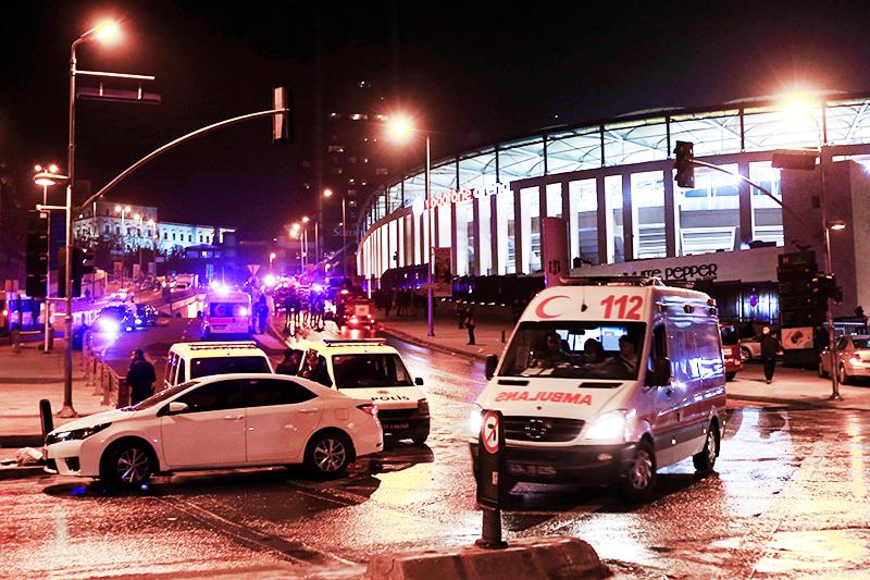 An ambulance leaves the scene after a blast in Istanbul, Turkey, early December 11, 2016. REUTERS/Murad Sezer - RTX2UGAW